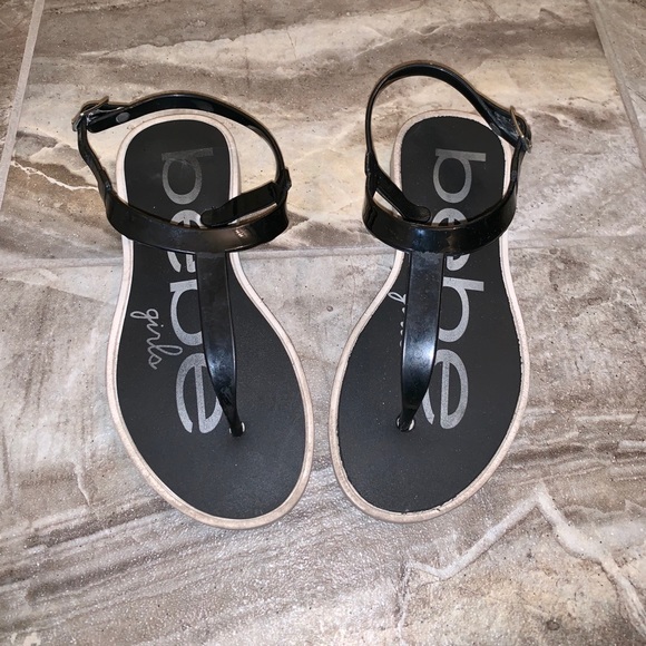 bebe thong sandals